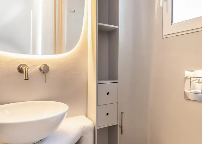 빌라 Actor'S Luxury Villa Mykonos -Prestige Pool & Sea View *