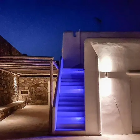 Mykonos Actor's Villa. 3 Bedrooms, Private Pool. Apartment