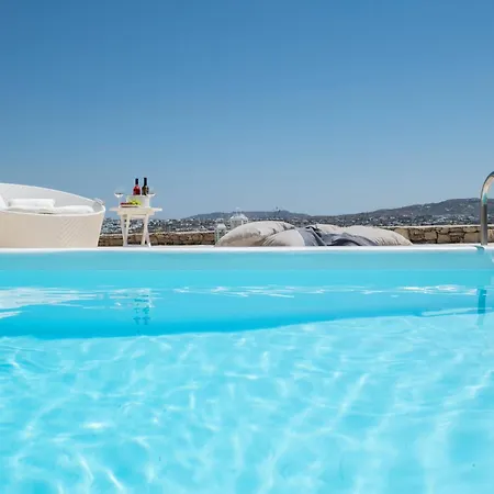 Mykonos Actor's Villa. 3 Bedrooms, Private Pool. *