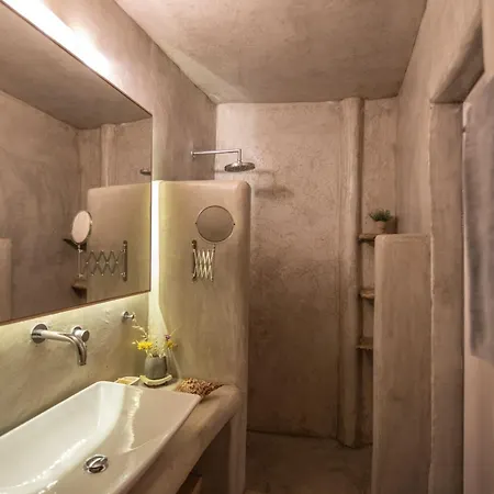 Mykonos Actor's Villa. 3 Bedrooms, Private Pool. Apartment *