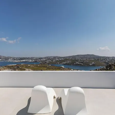 Mykonos Actor's Villa. 3 Bedrooms, Private Pool. *
