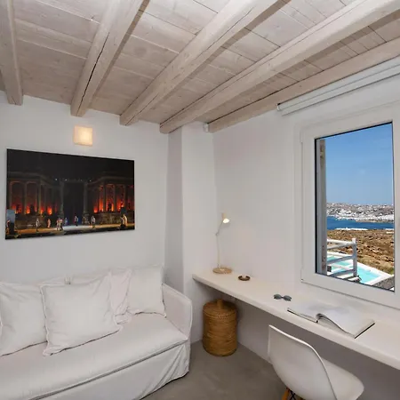 Apartment Mykonos Actor's Villa. 3 Bedrooms, Private Pool. *