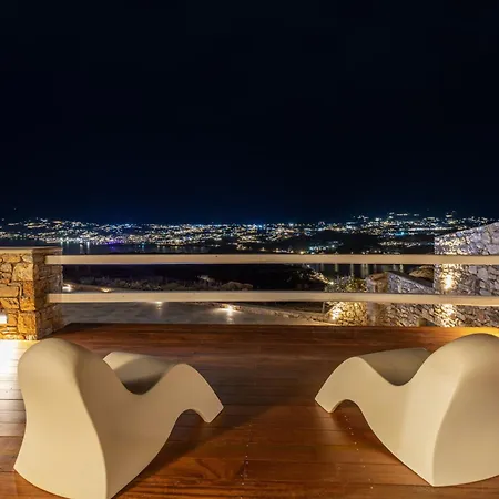 Mykonos Actor's Villa. 3 Bedrooms, Private Pool. Apartment *