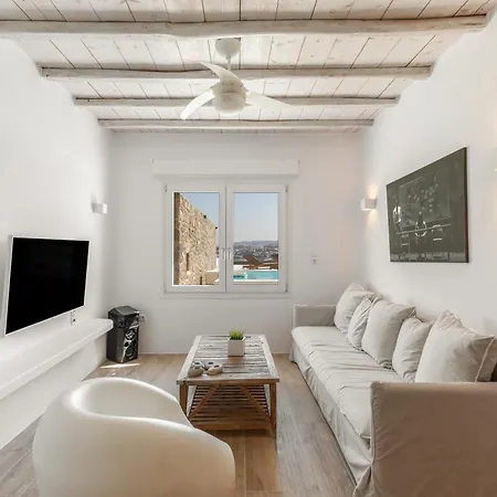 Mykonos Actor's Villa. 3 Bedrooms, Private Pool. *